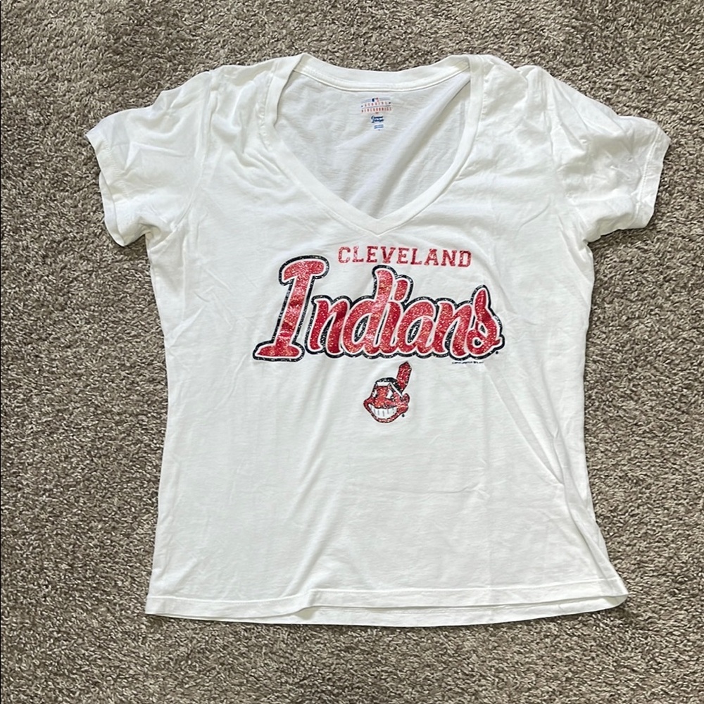 Genuine Merchandise White and Red Fitted T-Shirt
